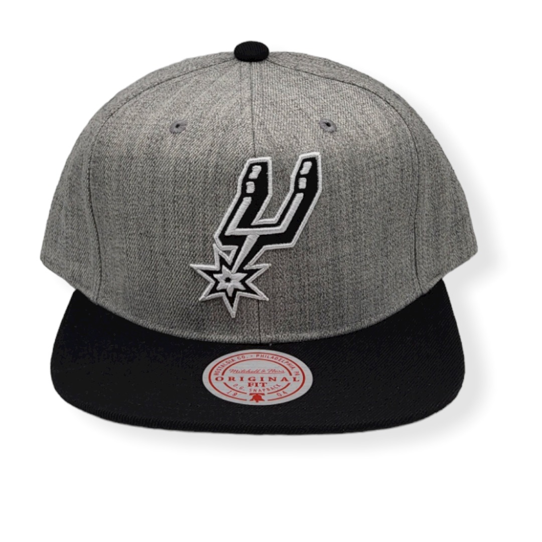 1665697645_MN-Spurs-Grey-Black-Pop-194582239450-01.jpg