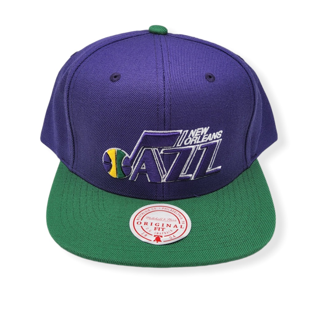 1666890990_MN-Jazz-Team-2-Tone-V2-195563838860-01.jpg