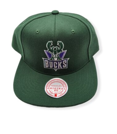 Mitchell & Ness Milwaukee Bucks Team Ground 2.0 Green Adjustable Snapback Hat Cap