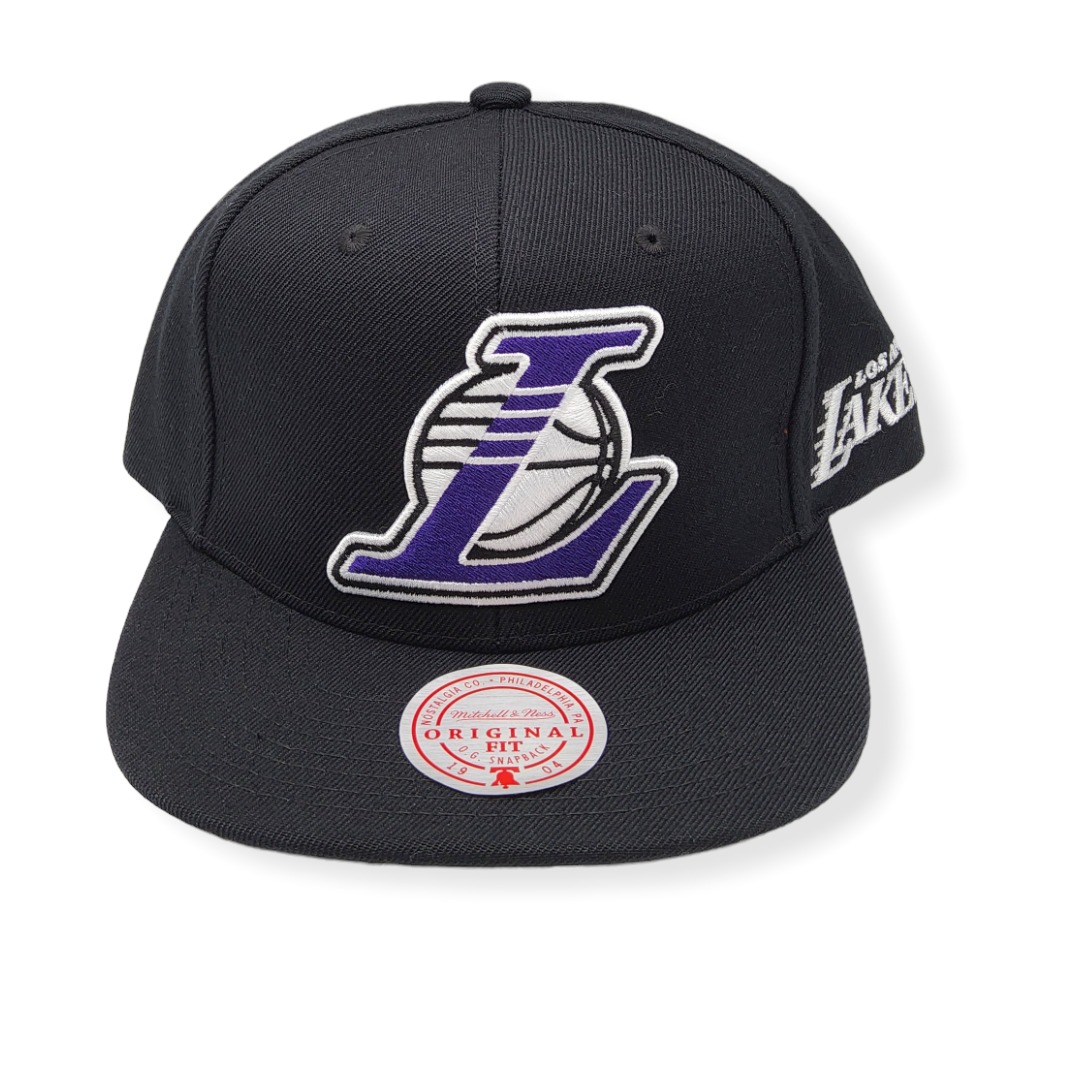 1667424119_MN-Lakers-Negative-Space-Chain-195563070321-01.jpg