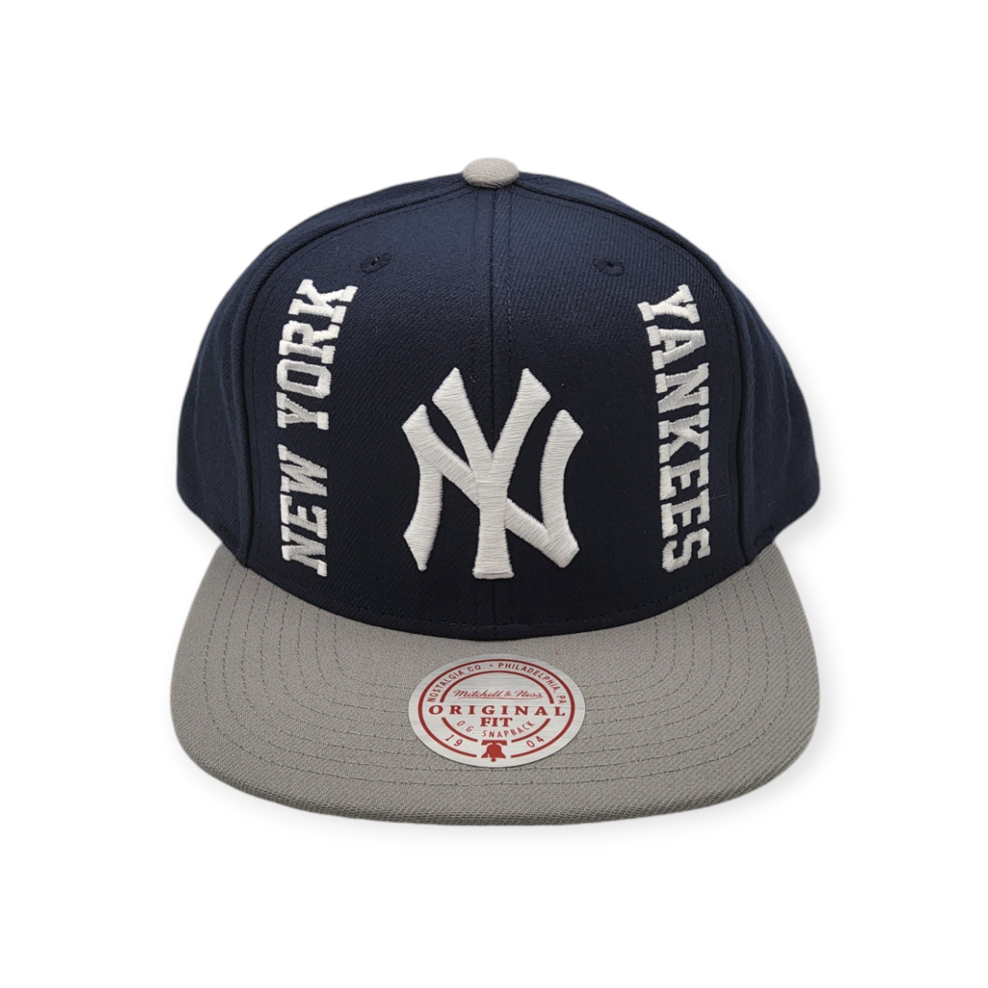 MN-Yankees-Banners-Up-197932027295-01.jpg