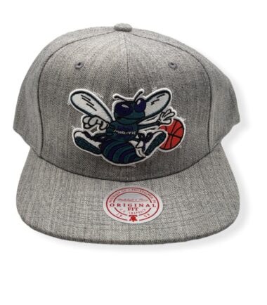 Mitchell & Ness Charlotte Hornets Team Heather 2.0 Adjustable Snapback Hat Cap