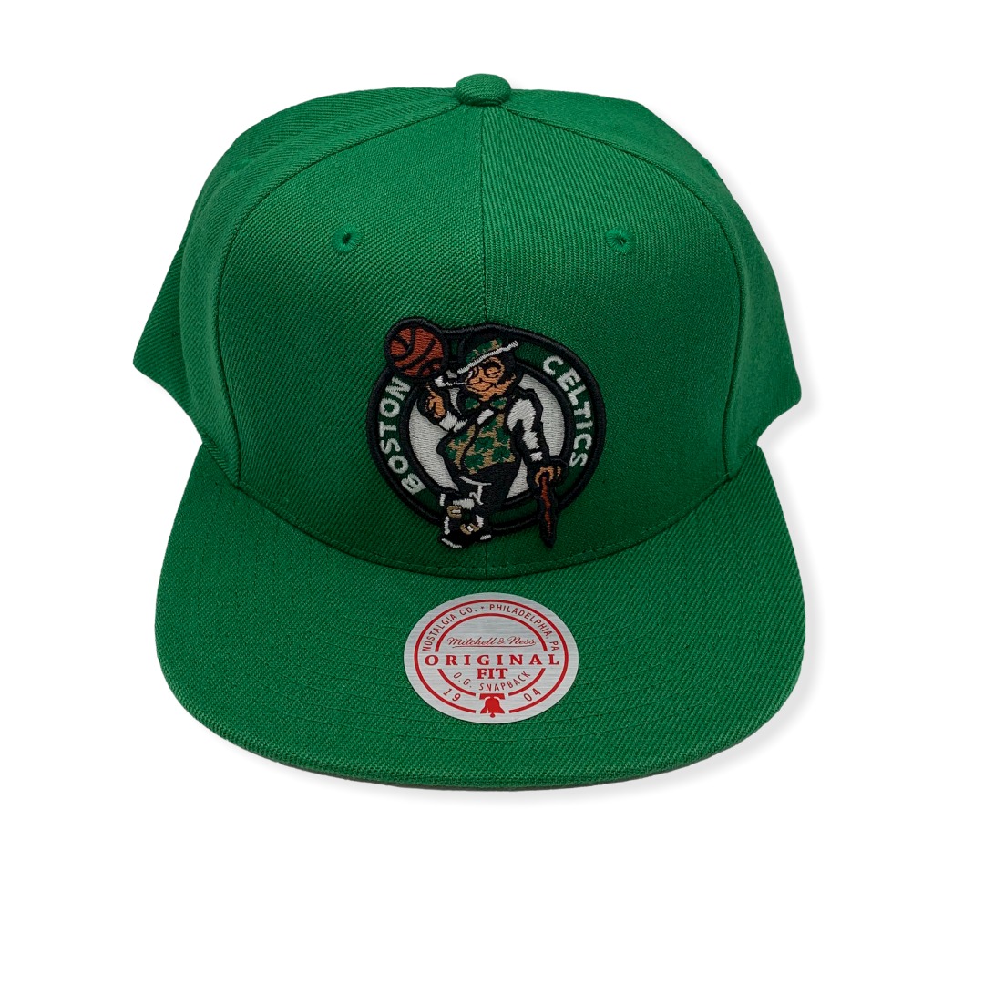 1668725159_MN-Celtics-Core-Basic-Kelly-Green-195563193402-01.jpg
