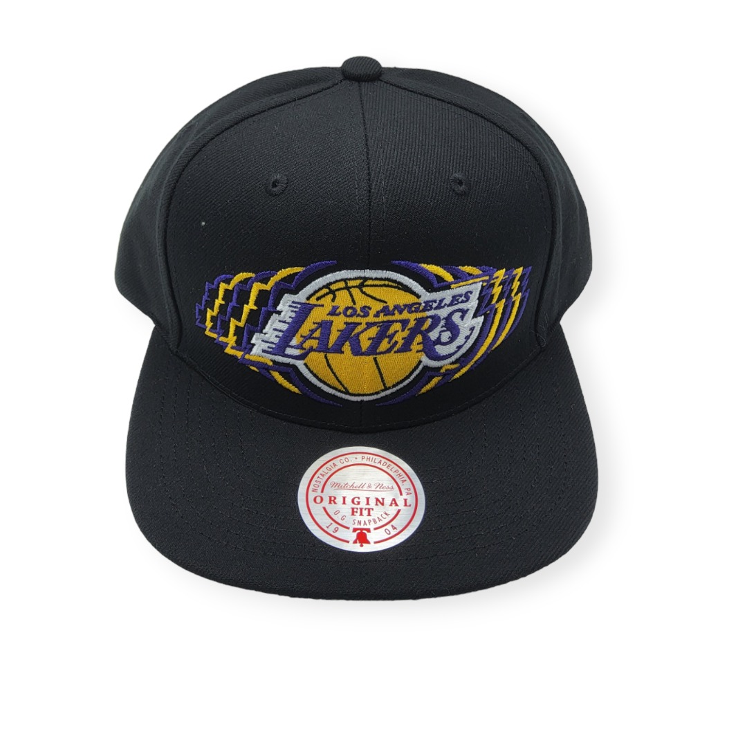 1685060606_MN-Lakers-Team-Vibes-195563764657-01.jpg