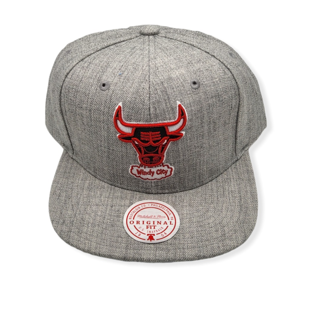 1663024185_MN-Bulls-Team-Heather-2.0-195563839874-01.jpg